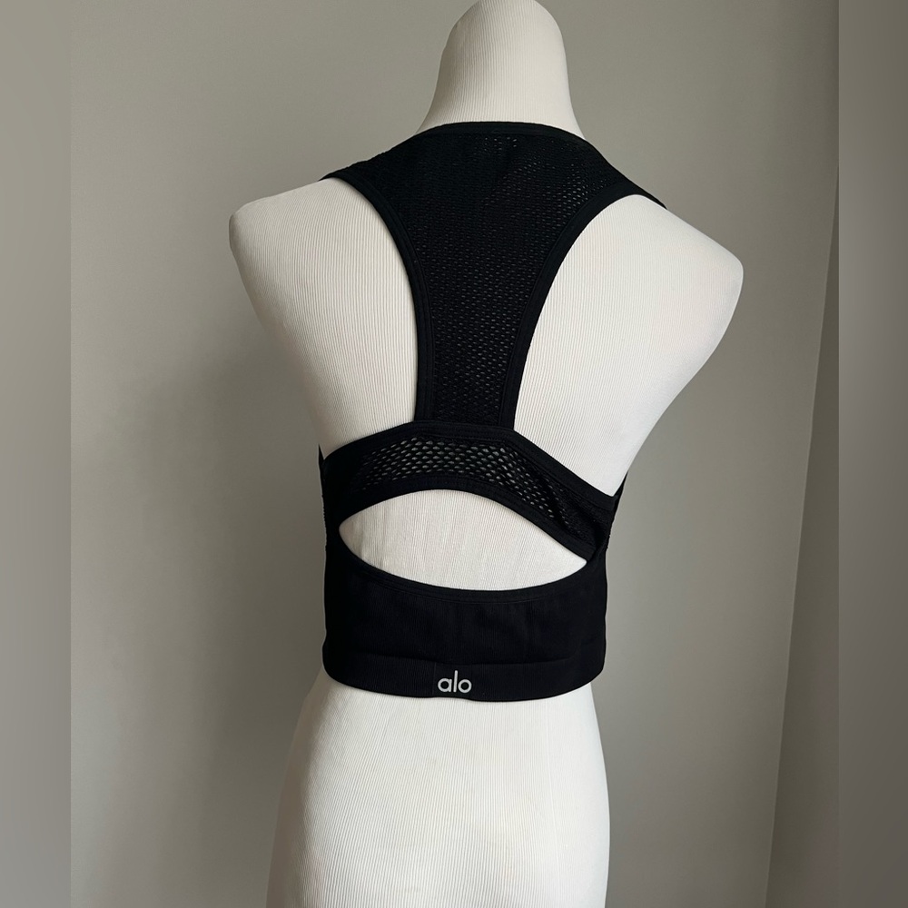 Alo Yoga Racerback Power Crop - Picture 5 of 11